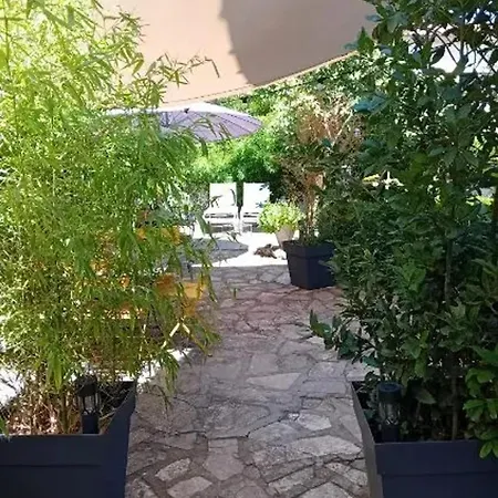 Lägenhet A | 62 M² | Piscine Privee *
