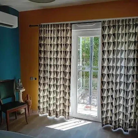 A | 62 M² | Piscine Privee Lägenhet Alès